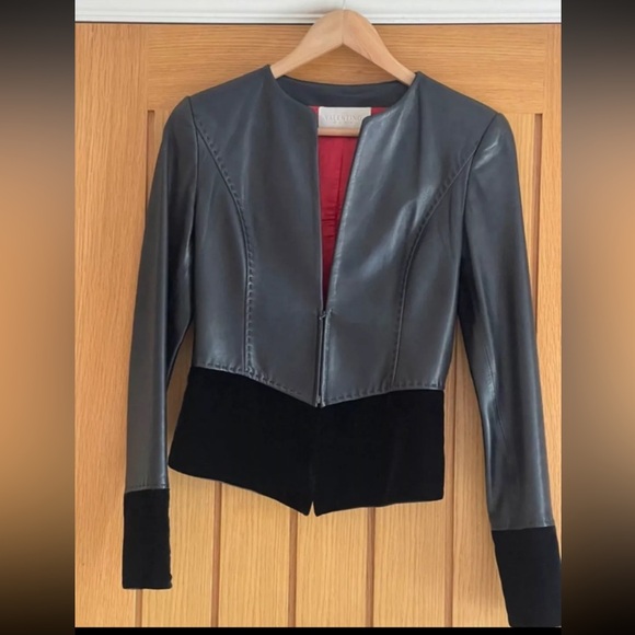Valentino Roma Black Leather Cropped Jacket Size IT40